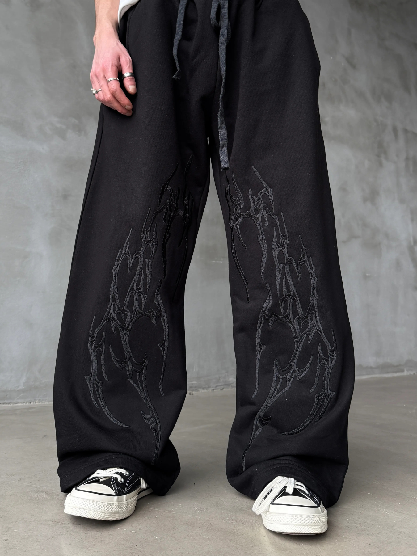 GOTHIC SPIRE EMBROIDERED SWEATPANTS – DopeChique