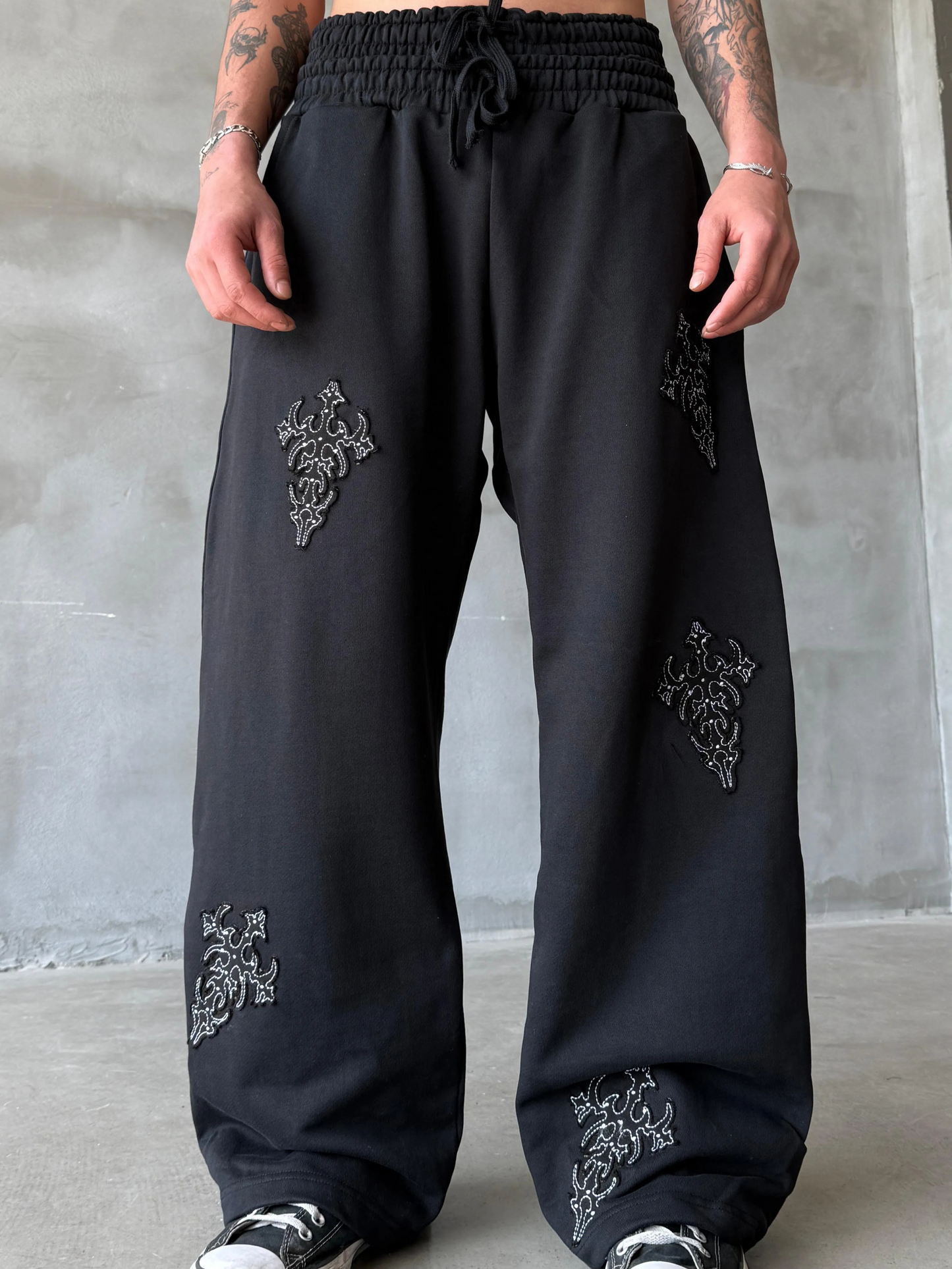 CRYPTIC CREST TROUSERS