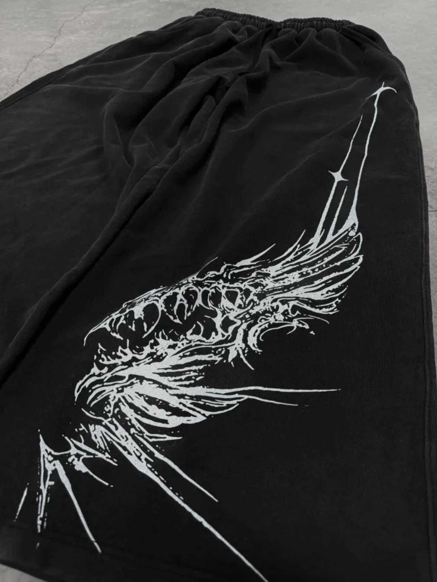 RAVEN DARK SWEATPANTS