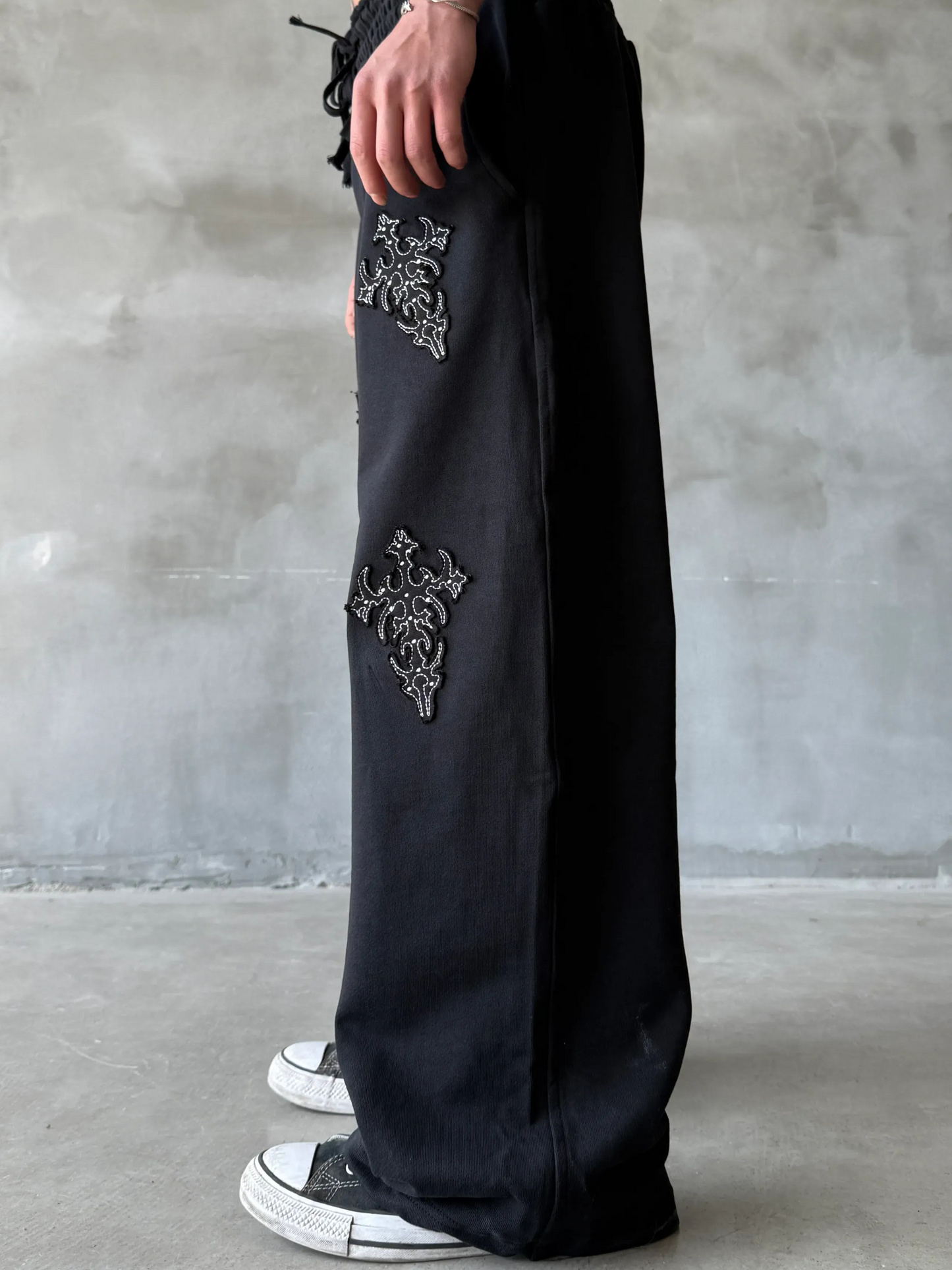 CRYPTIC CREST TROUSERS
