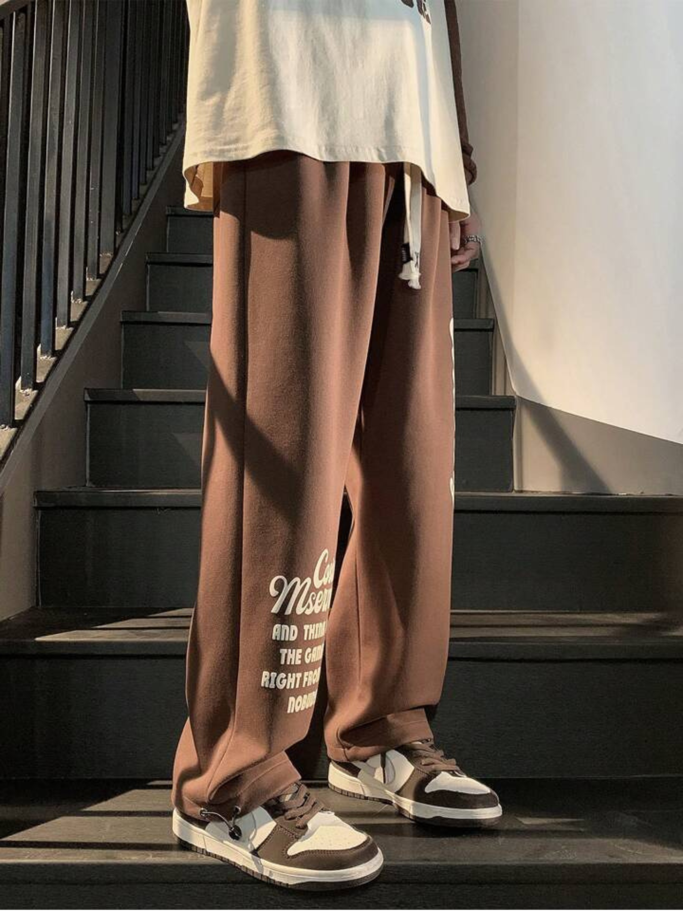 THE COSIUNTRY PANTS