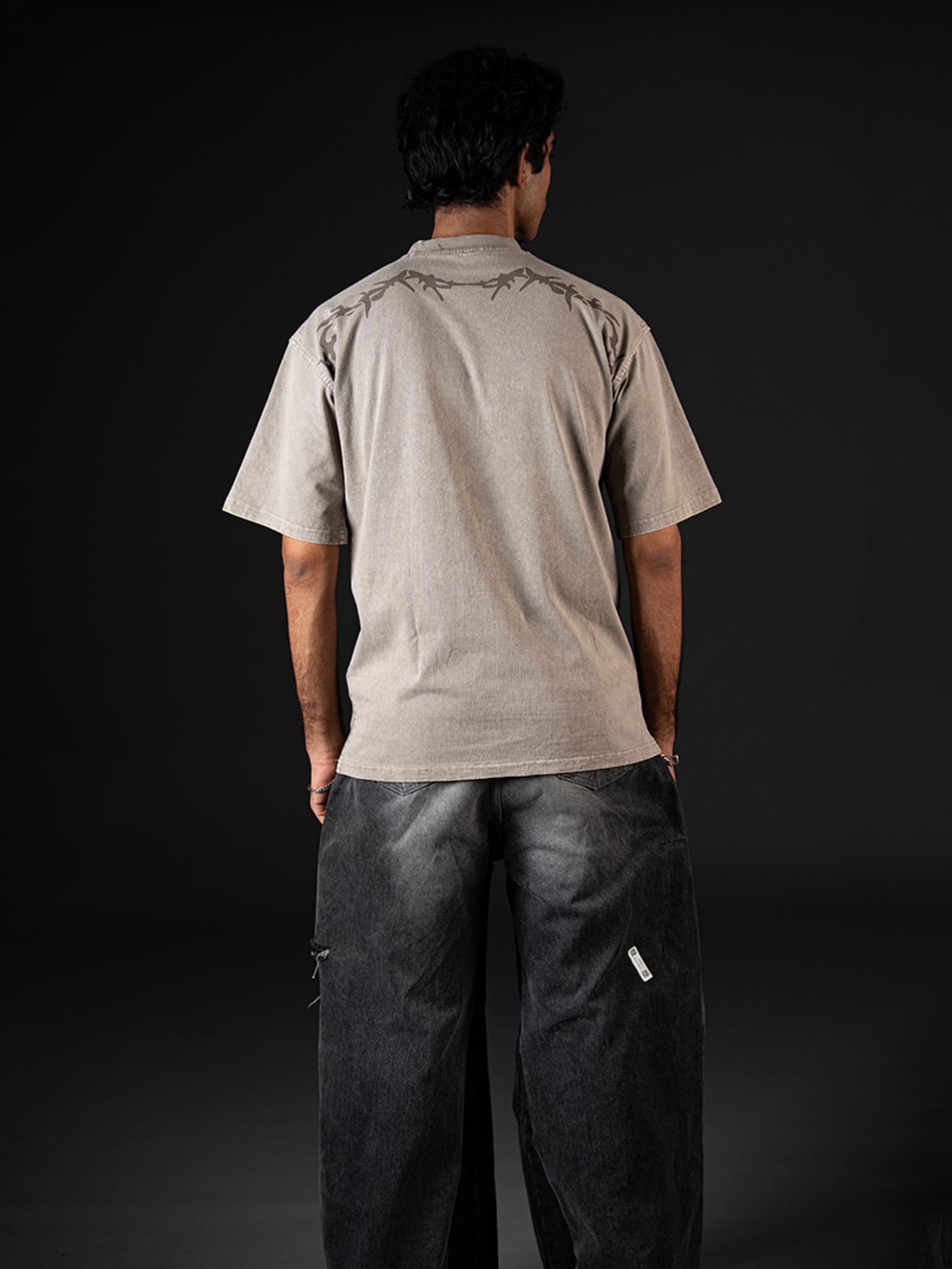 THORNY CROSS TEE