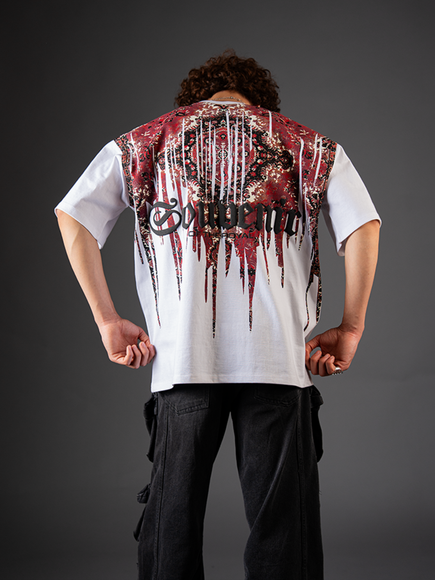 THE ROYAL SOUVENIR TEE