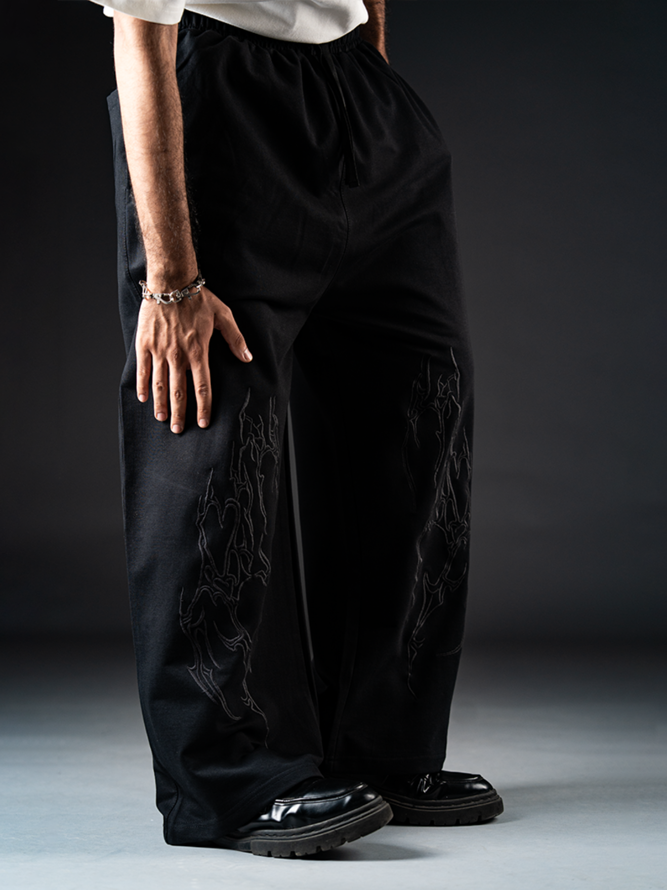 GOTHIC SPIRE EMBROIDERED SWEATPANTS
