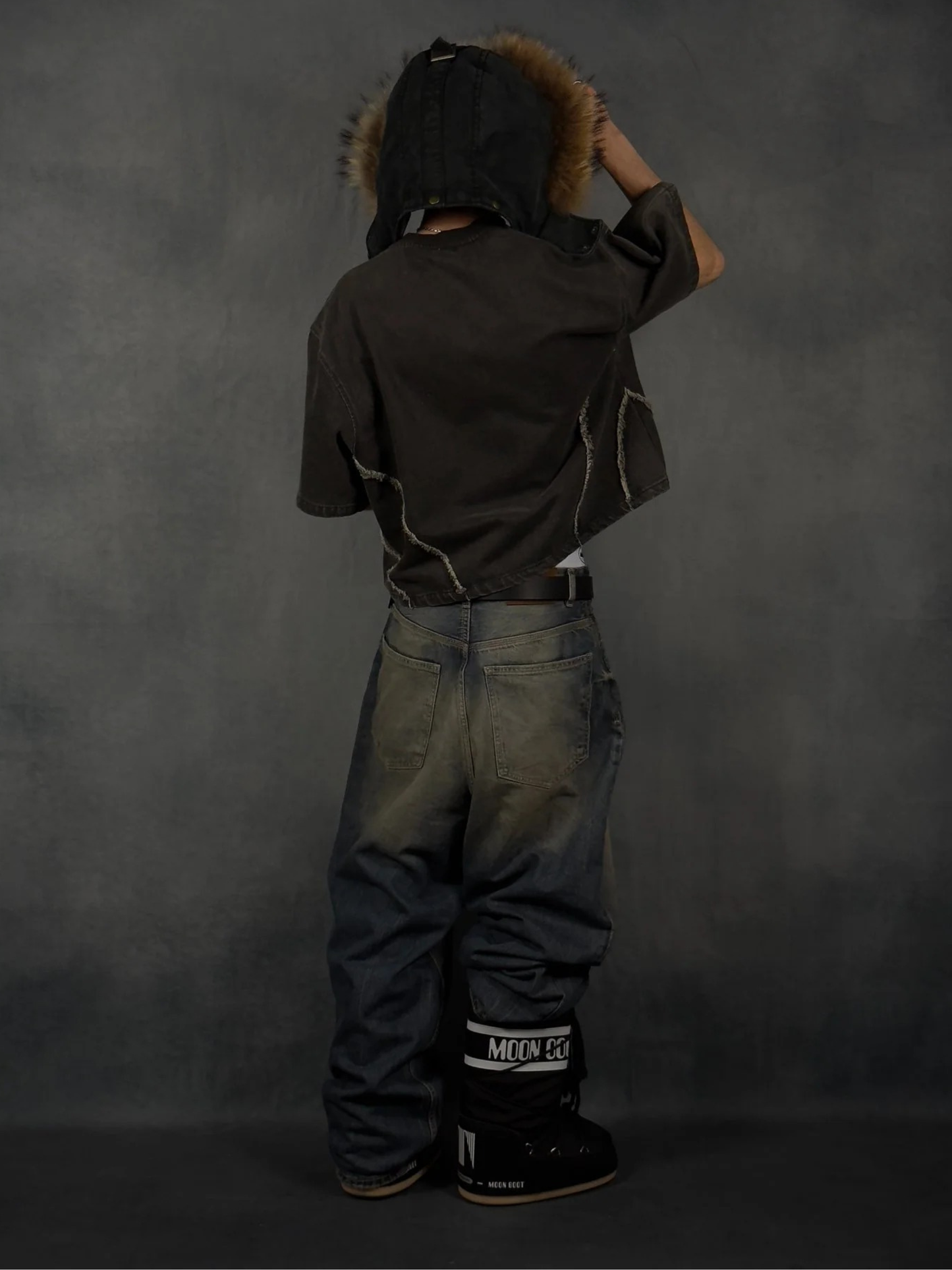 RUIN ARMOR TEE - ACID BLACK
