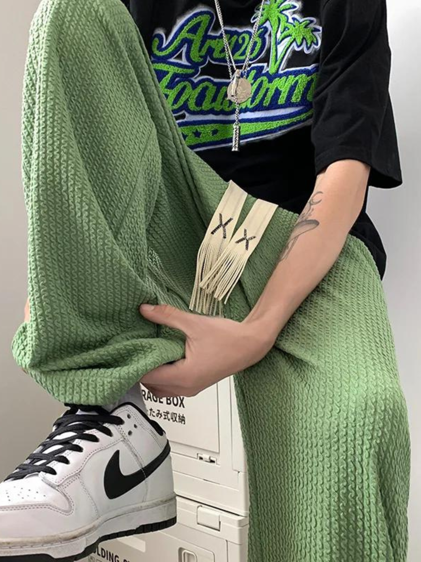 PLEATED MEN PANTS
