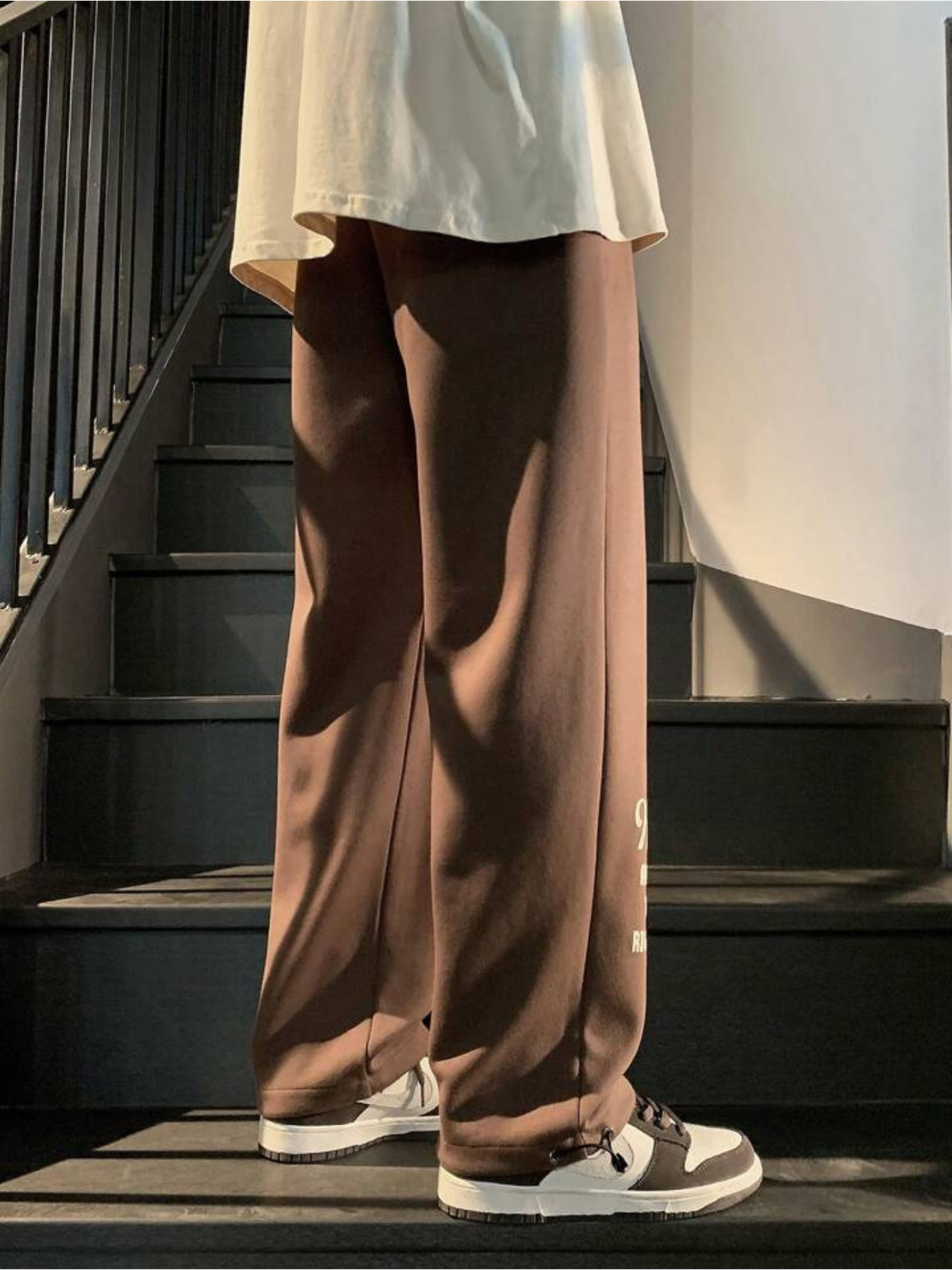 THE COSIUNTRY PANTS
