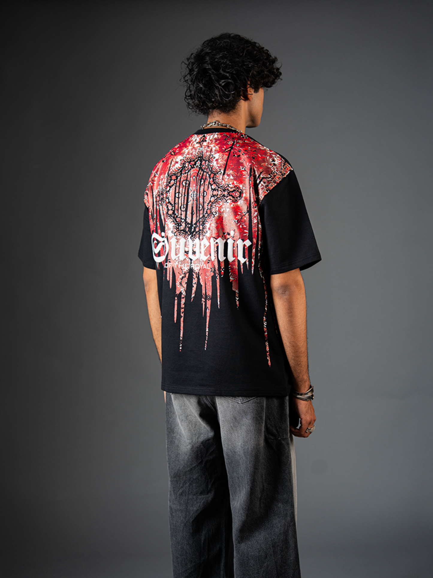 THE ROYAL SOUVENIR TEE
