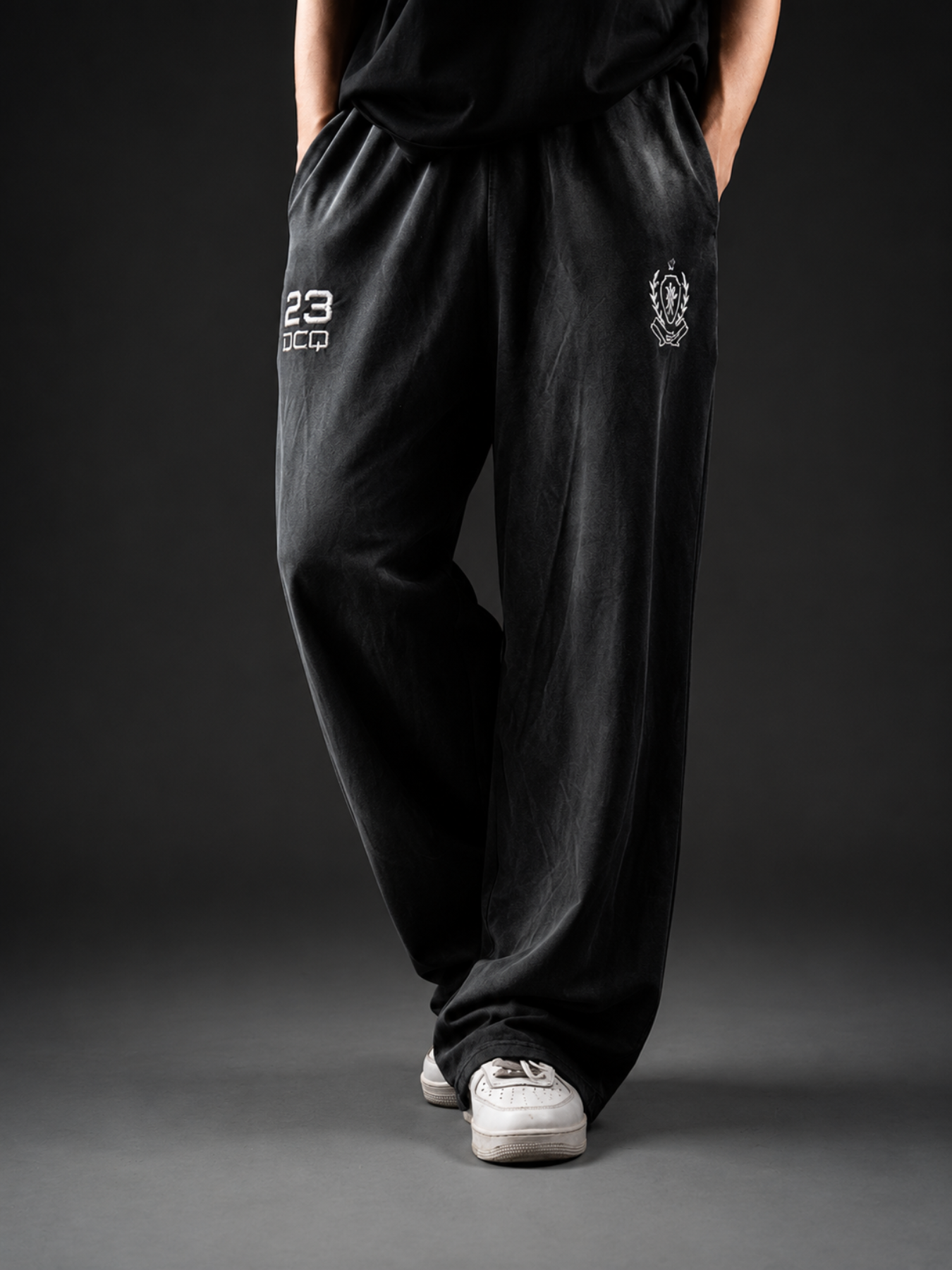 GRAVECREST SWEATPANTS