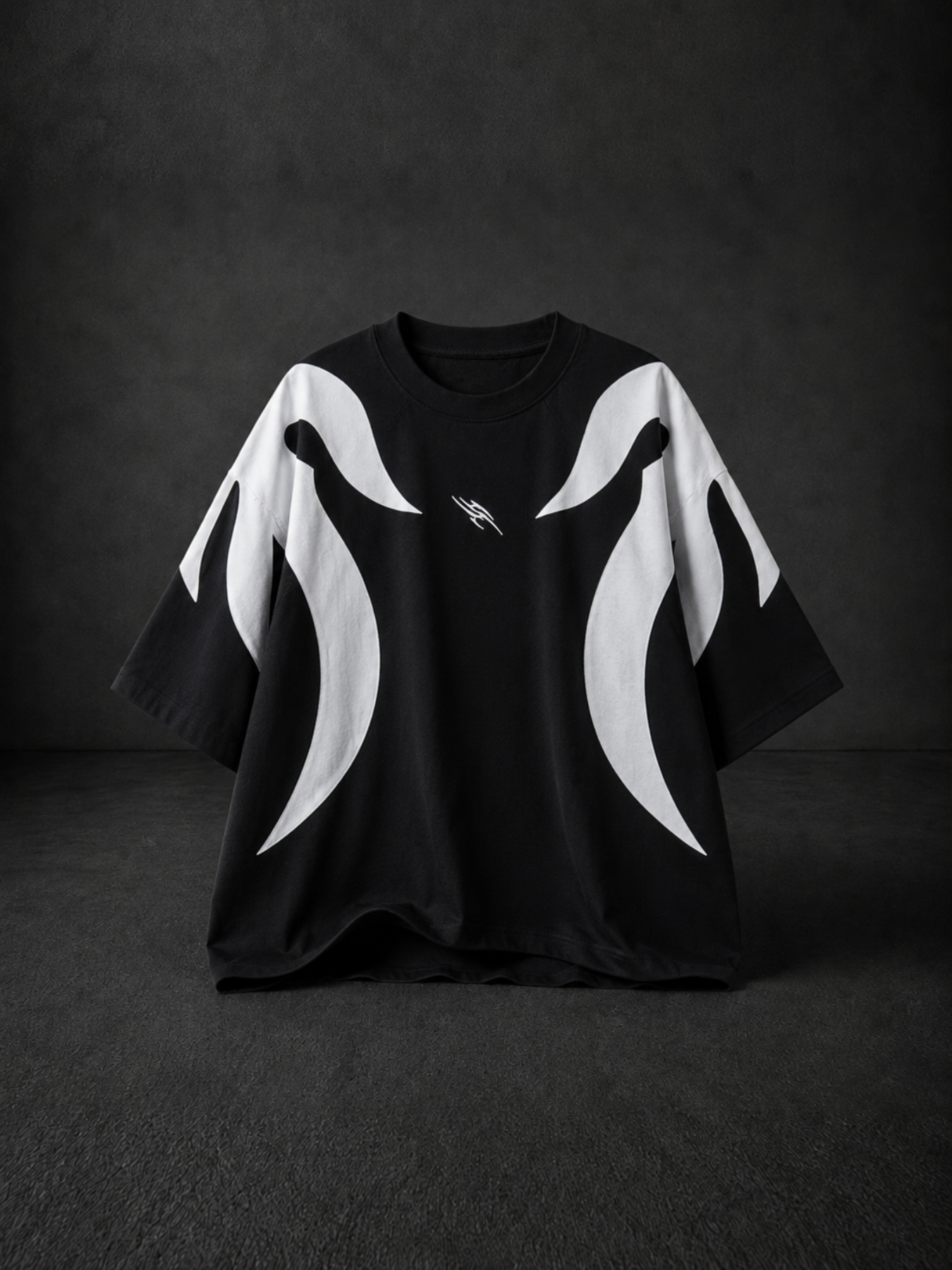 THE WHITE FLAMES TEE