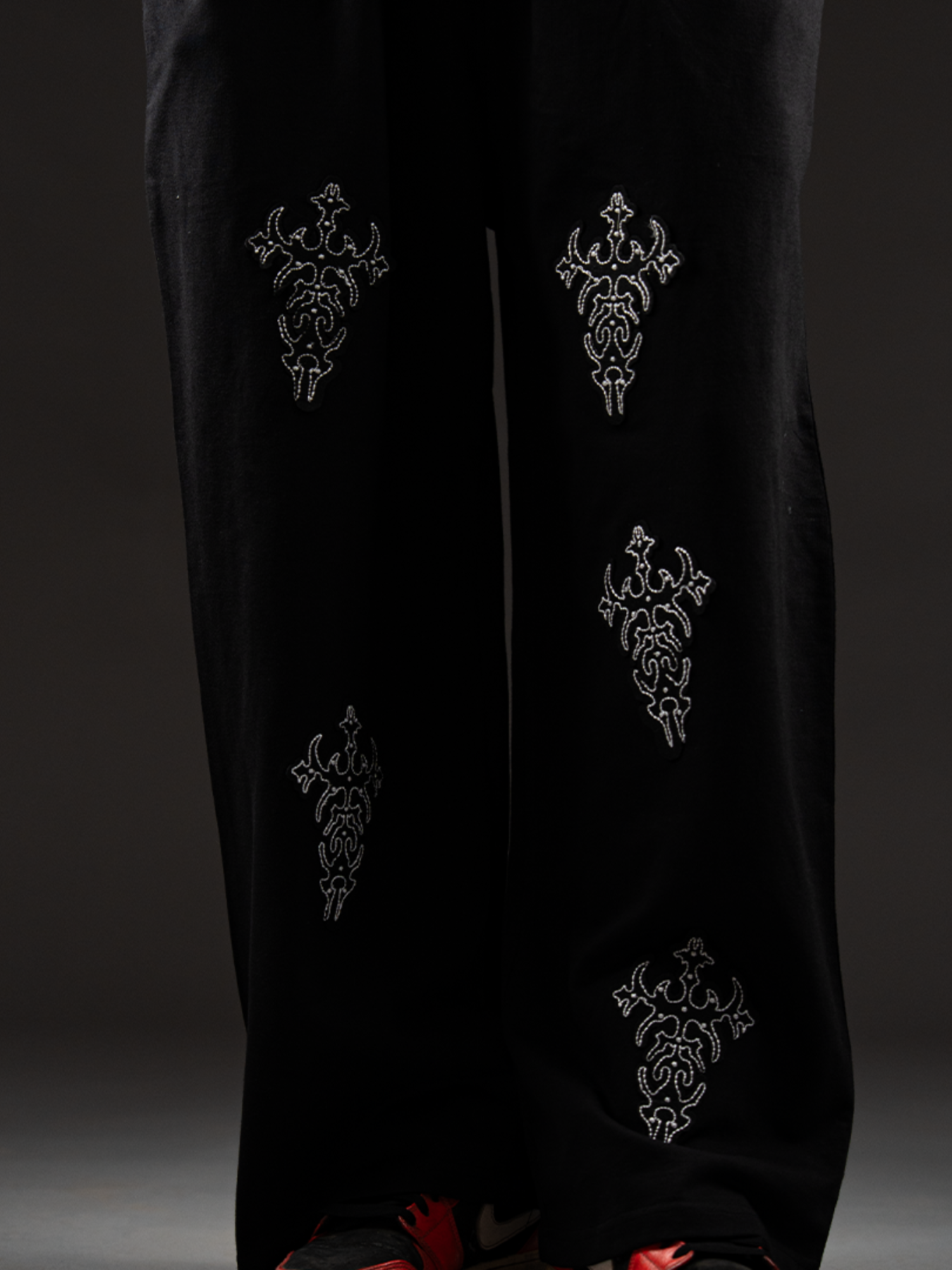 CRYPTIC CREST TROUSERS