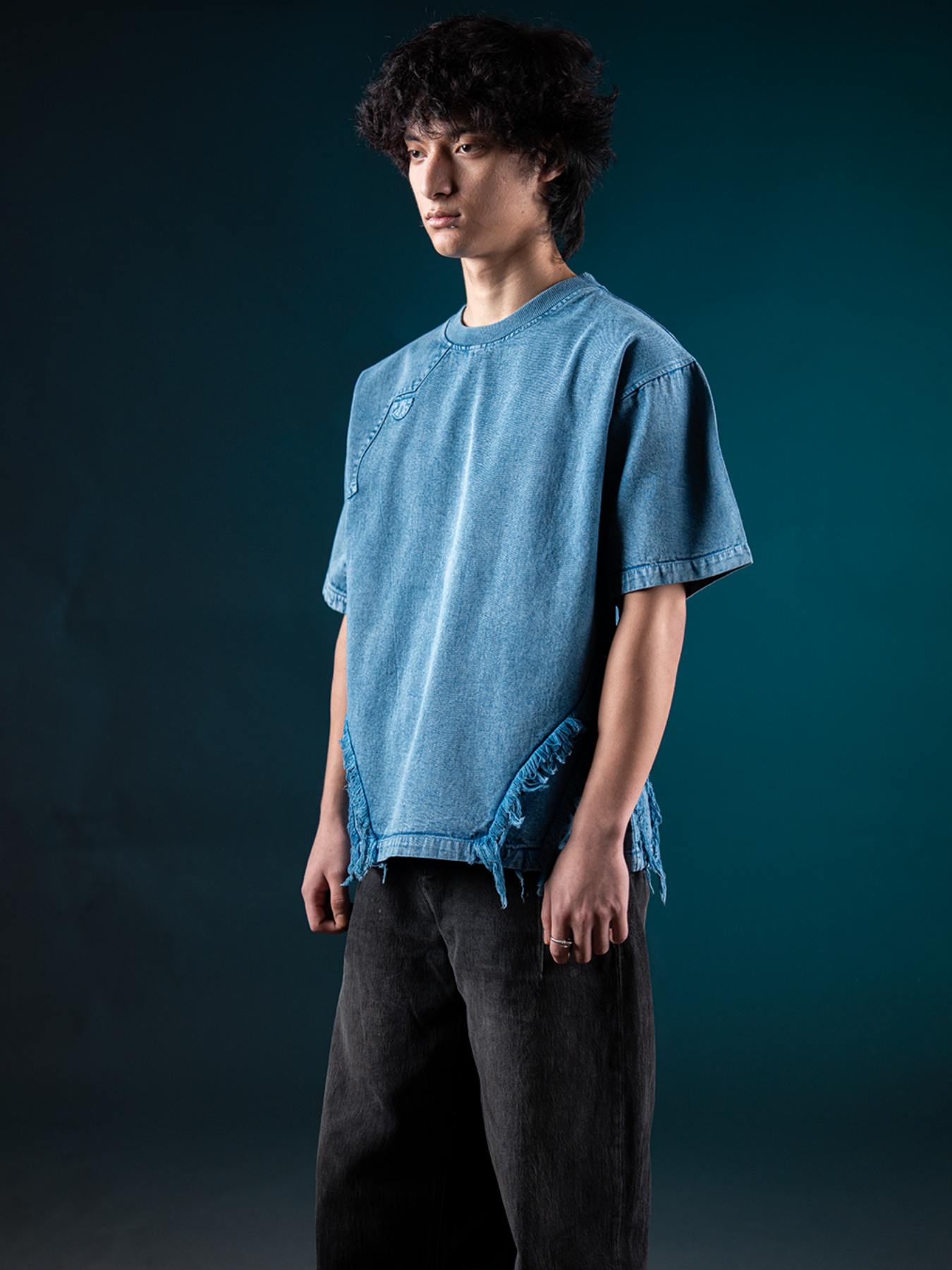 RUIN ARMOR TEE - DENIM BLUE