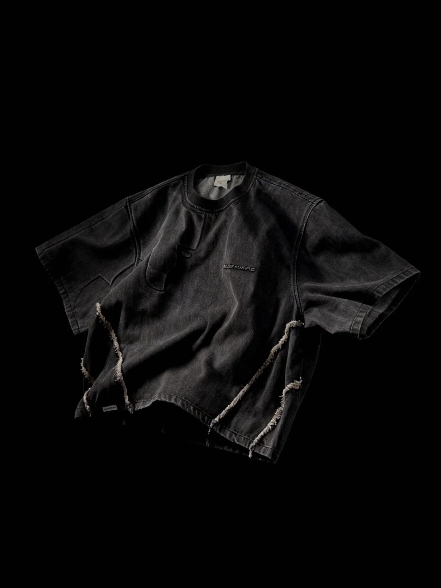 RUIN ARMOR TEE - ACID BLACK