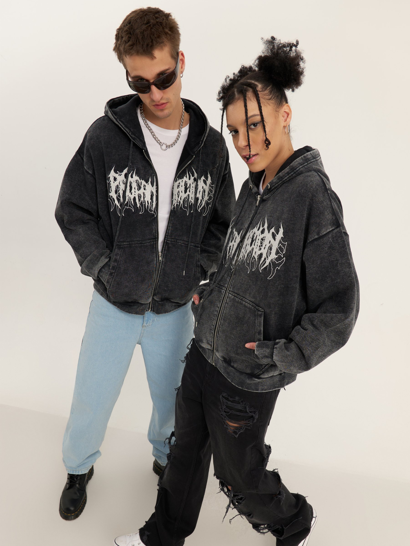 WHITE SOUL ZIP-UP HOODIE