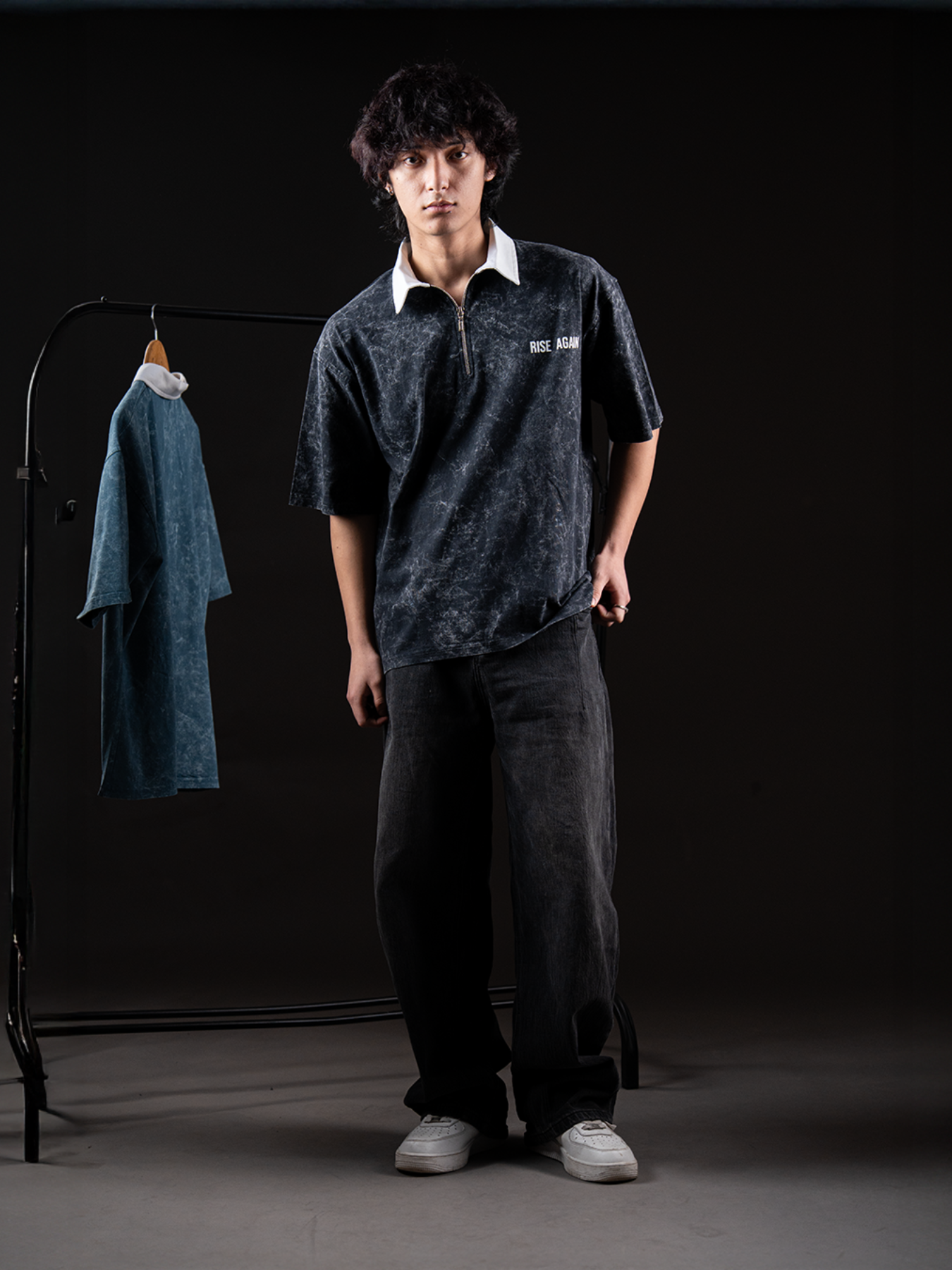 RISE AGAIN POLO TEE - ACID BLACK