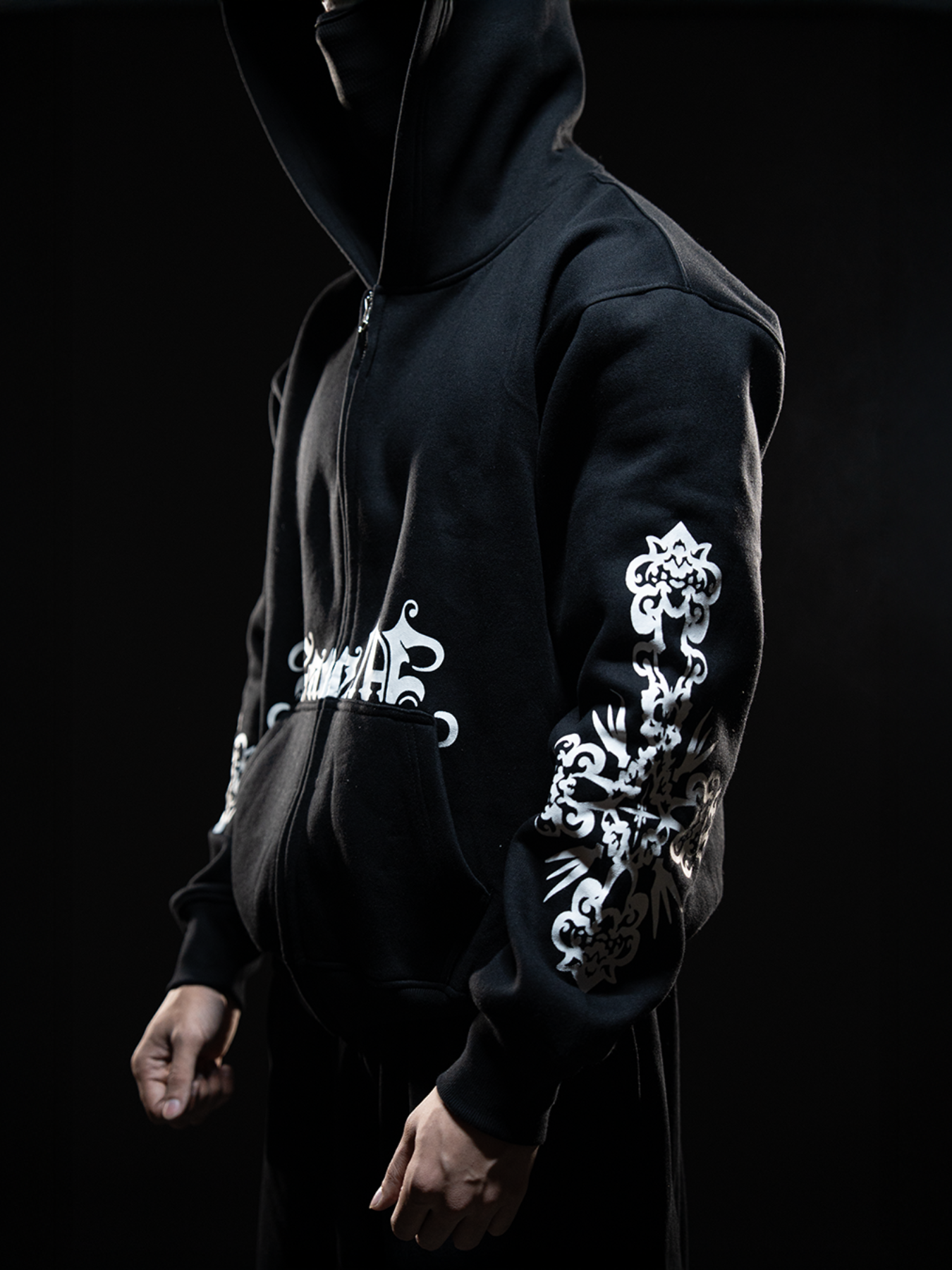 MOSAIC BLACK FRONTZIP HOODIE