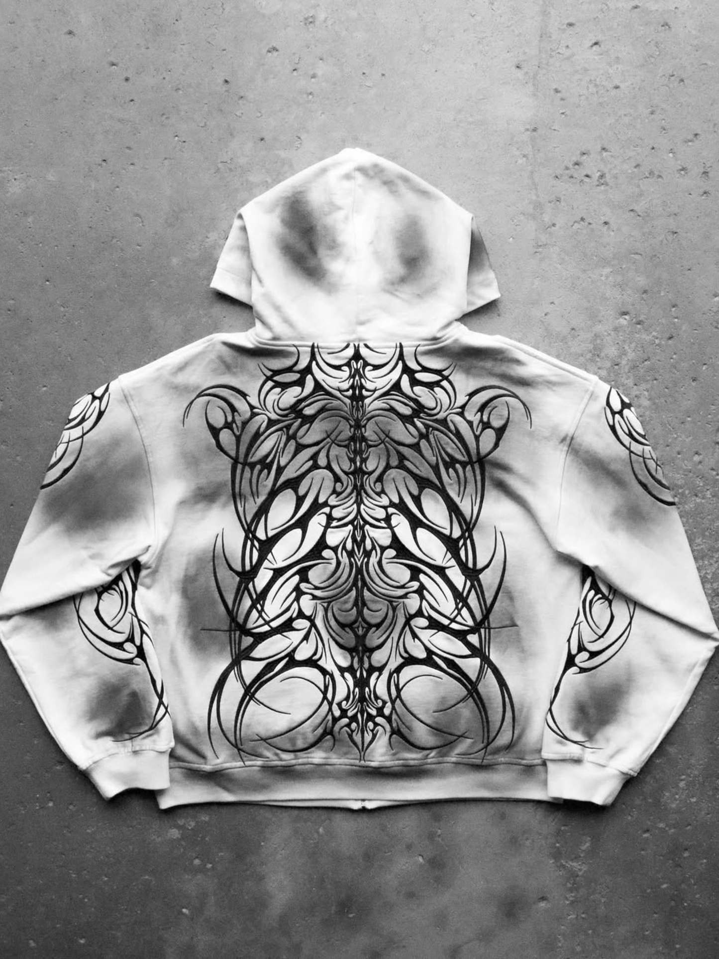 THE WHITE DEATH HOODIE