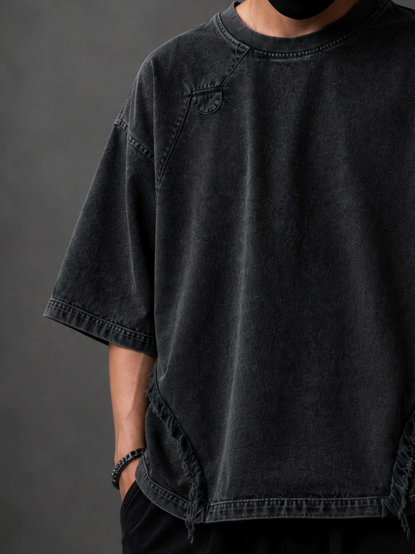 RUIN ARMOR TEE - ACID BLACK