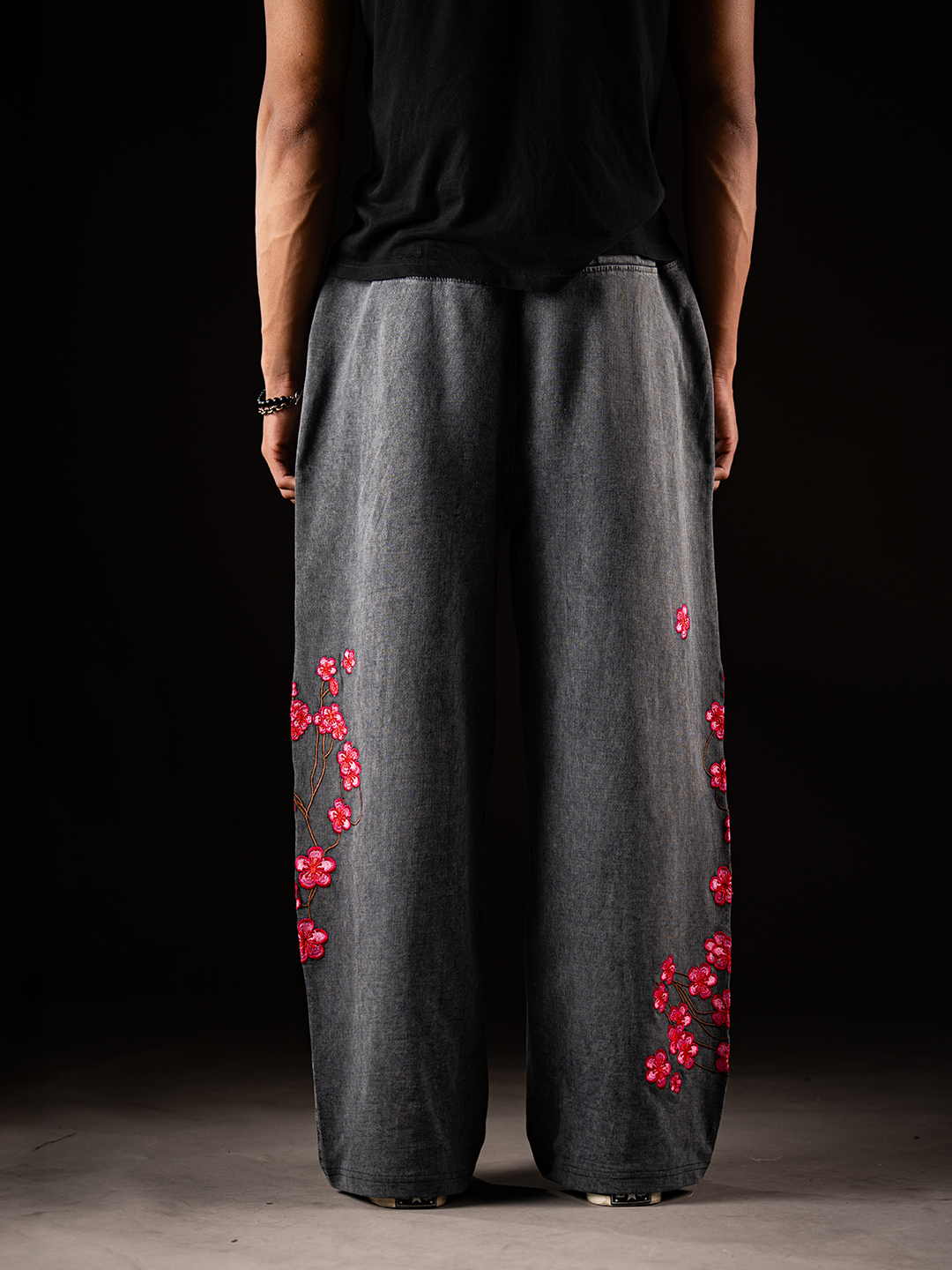 SAKURA ASH SWEATPANTS