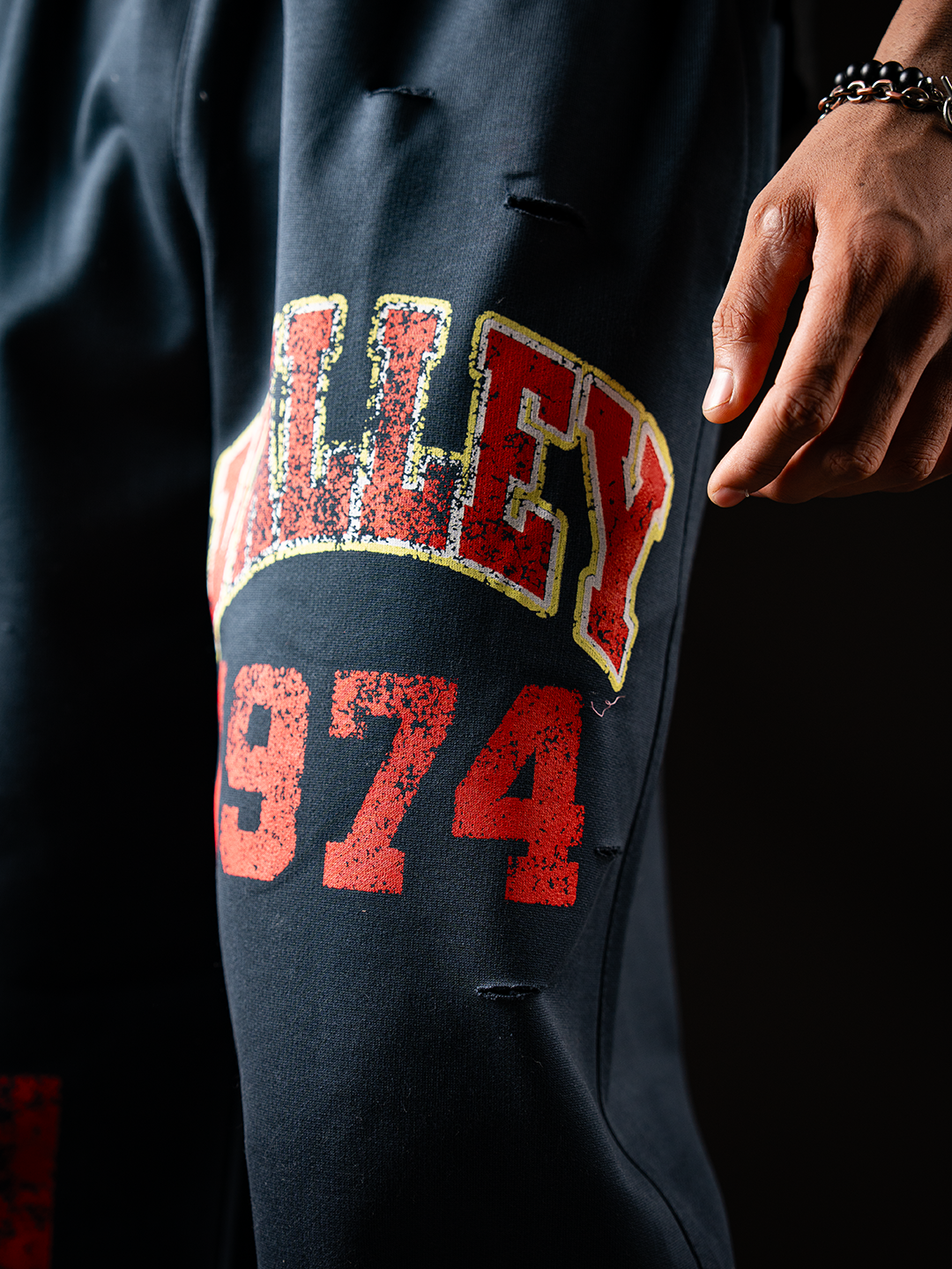 !974 NAVY BLUE SWEATPANTS