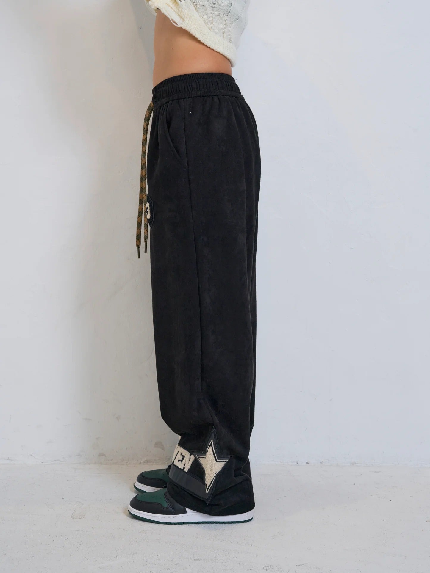 ELLESEY EMBROIDERED PANTS
